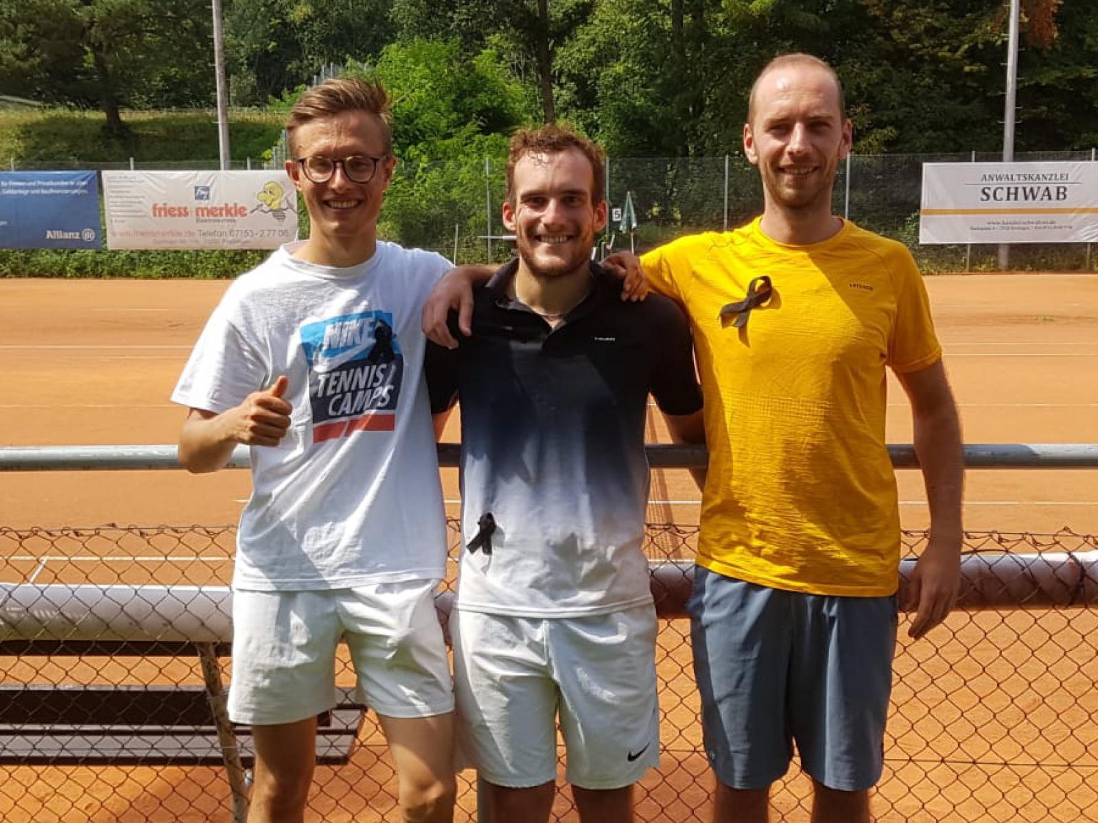 Herren 2 siegen bei tropischer Hitze
